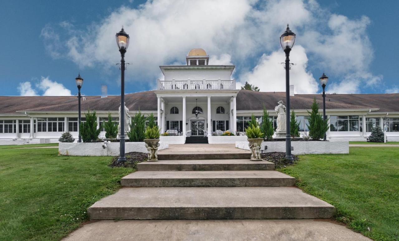 Four Seasons Island Resort Pembine Exterior photo