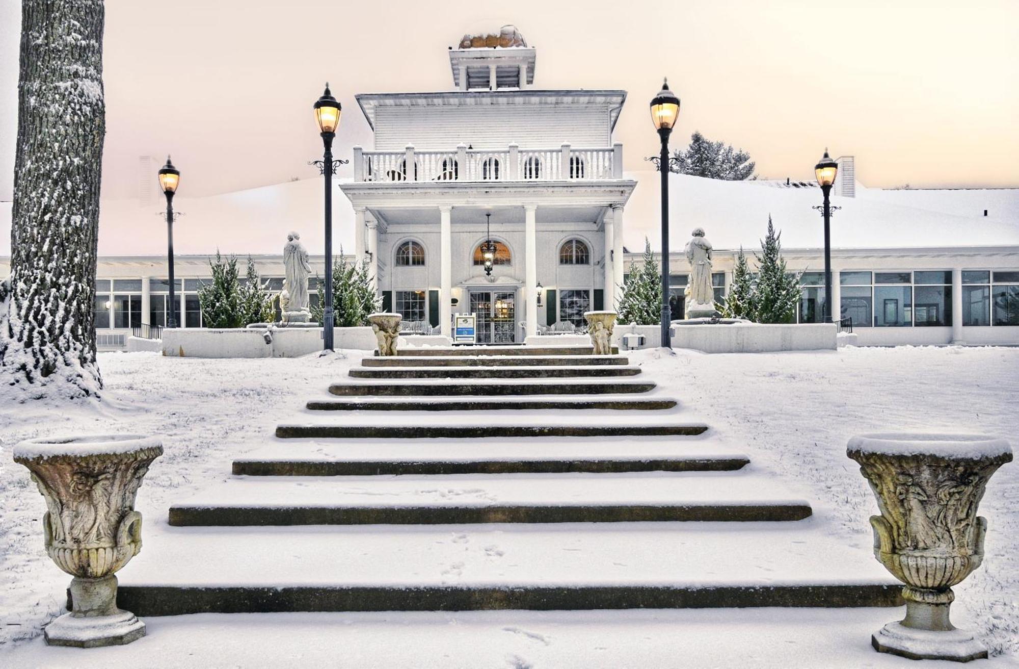 Four Seasons Island Resort Pembine Exterior photo